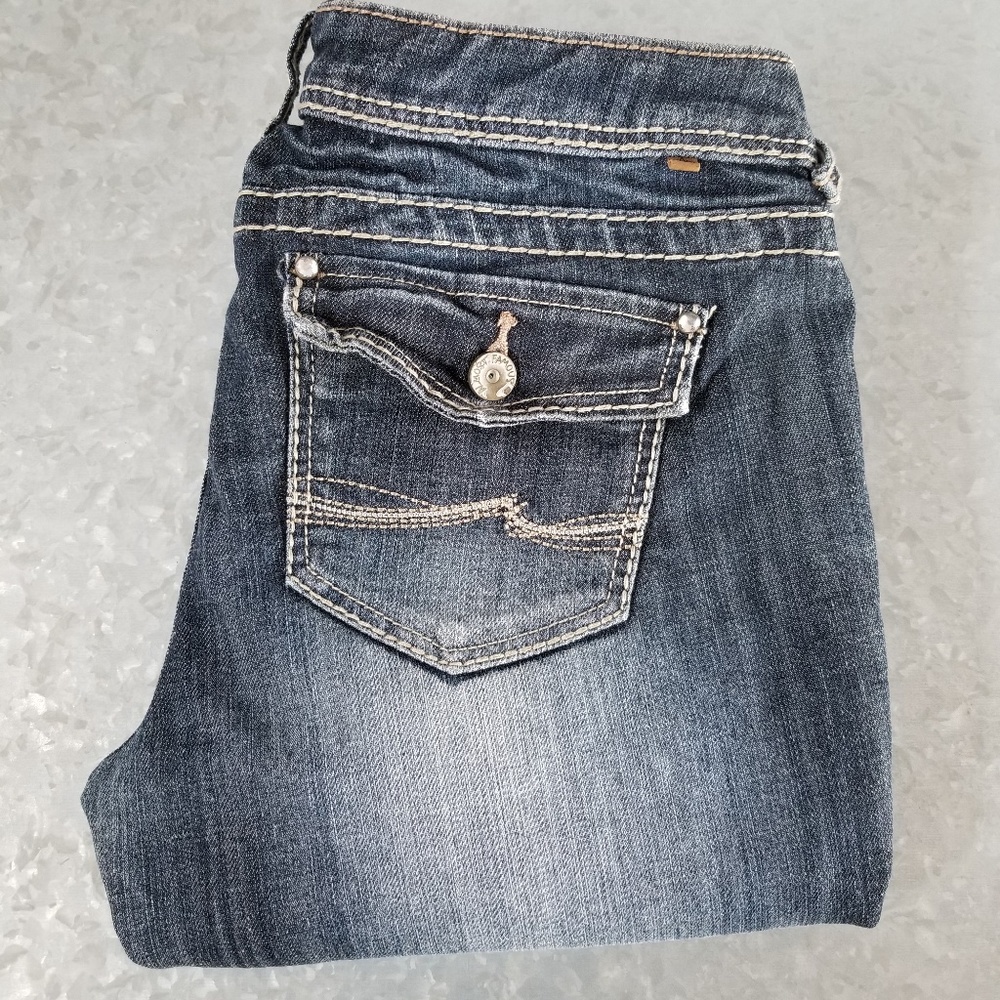 Almost Famous Womans Jeans